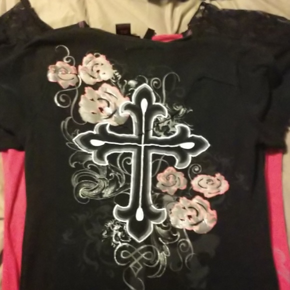 Shirts - Picture 6 of 8